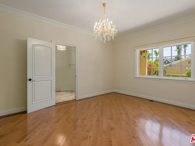 204 Foothill Rd — Photo 24