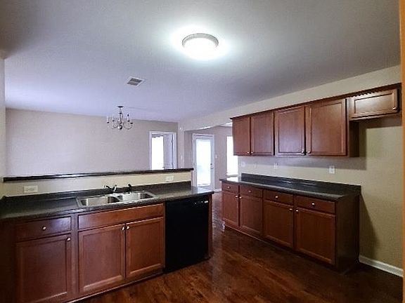 5th image of 4744 Waterfront Oak Dr