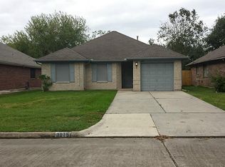 3075 Overland Trl, Dickinson, TX 77539