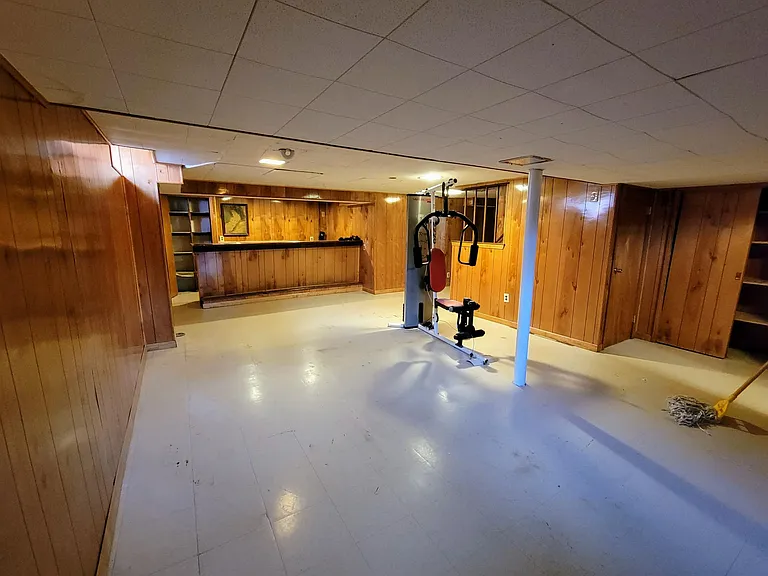19801 Edmunton St — Photo 22