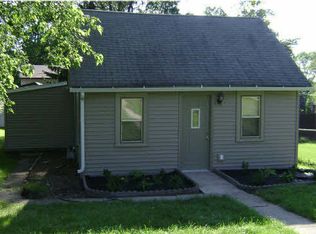405 Westmoreland Ave, Rockford, IL 61102