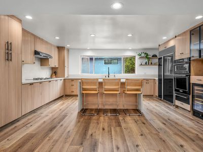 20 Voyage St, Marina Del Rey, CA, 90292