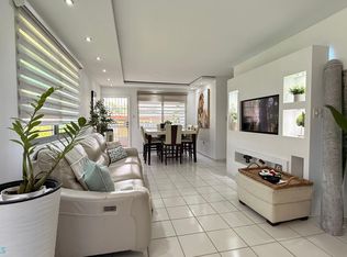 3 Condominio Paraiso, Isabela, PR 00662