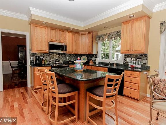 2nd image of 50 Bricepointe Ct