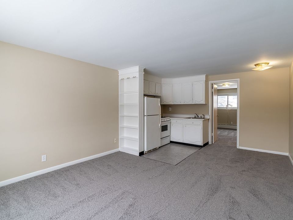 1st image of 2662 Sheridan Dr APT 2