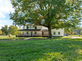 22525 Smith Northwest Rd, North Benton, OH 44449