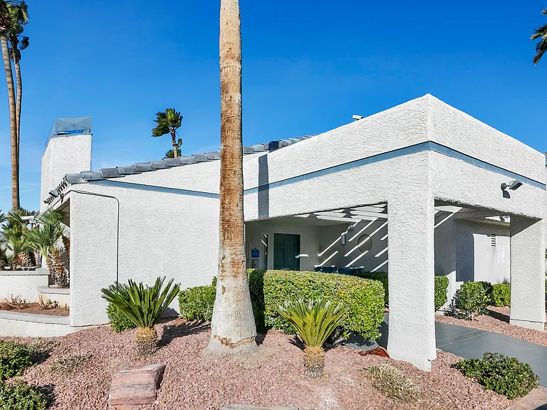# Guardian Realty 6250 W Flamingo Rd Apt 55 Las Vegas Condo Rental clubhouse_02062020