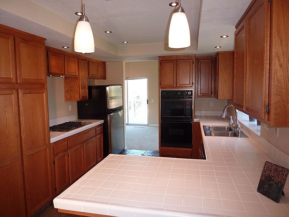 Kitchen, stainless steel