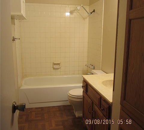 4th image of 3634 Georgetown Dr