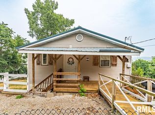 4424 N Galena Rd, Peoria Heights, IL 61616