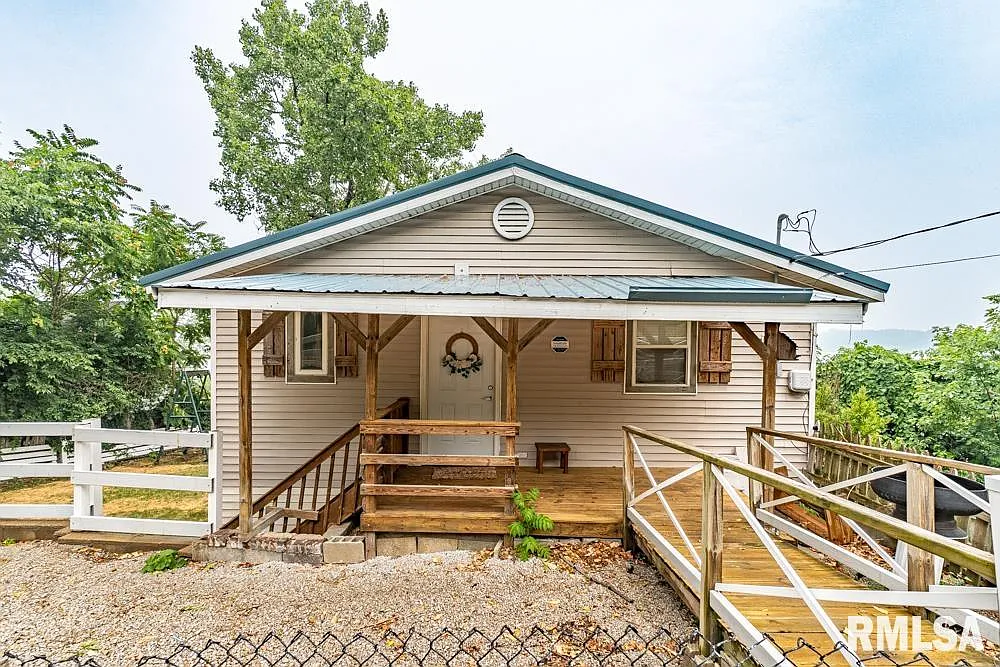 4424 N Galena Rd photo 1