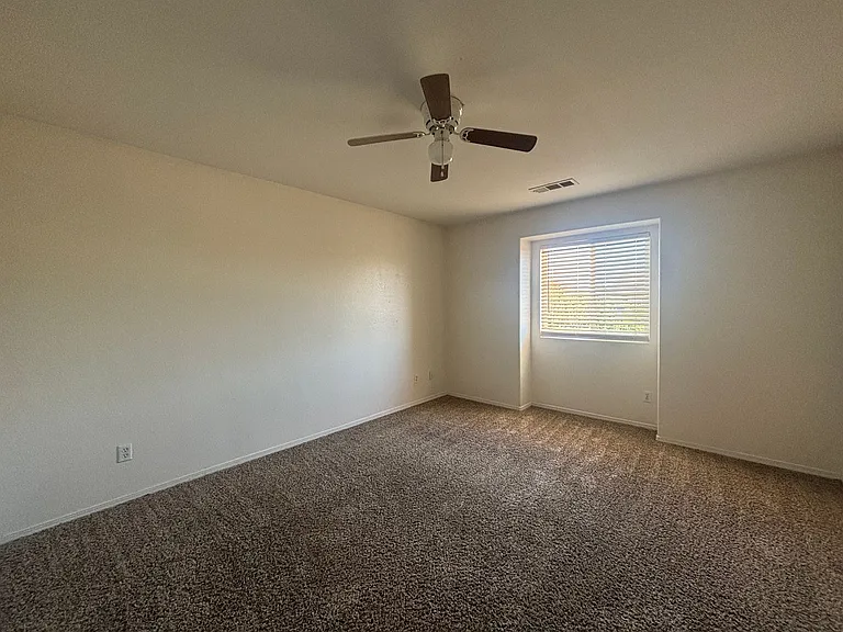 44321 Sunmist Ct — Photo 26
