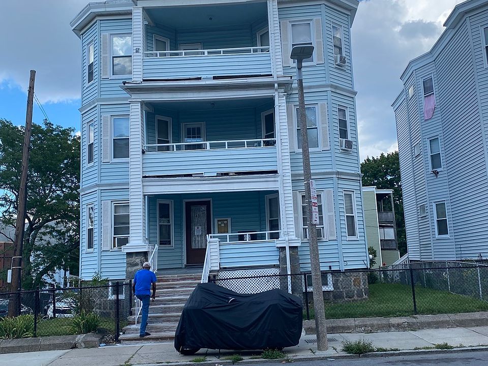1st image of 40 Woolson St