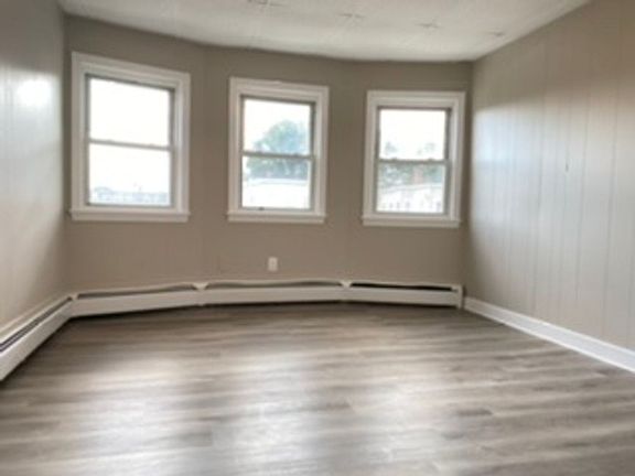 3rd image of 94-96 Osgood St #98