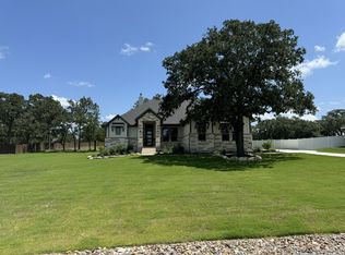 112 Timber Hts, La Vernia, TX 78121