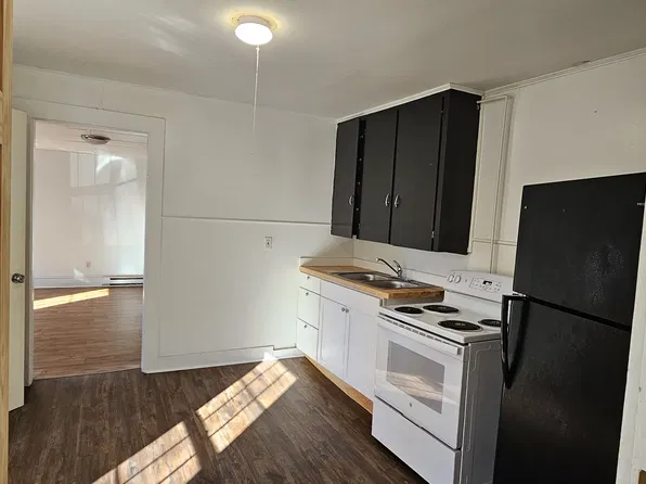 9 Highland Ave #5, Houlton, ME 04730