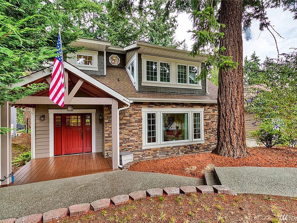 1st image of 20608 Marine View Dr SW