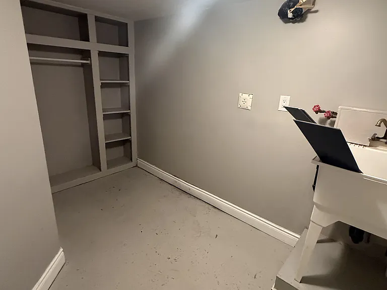 3784 Forest Bluff Cres #BASEMENT — Photo 10