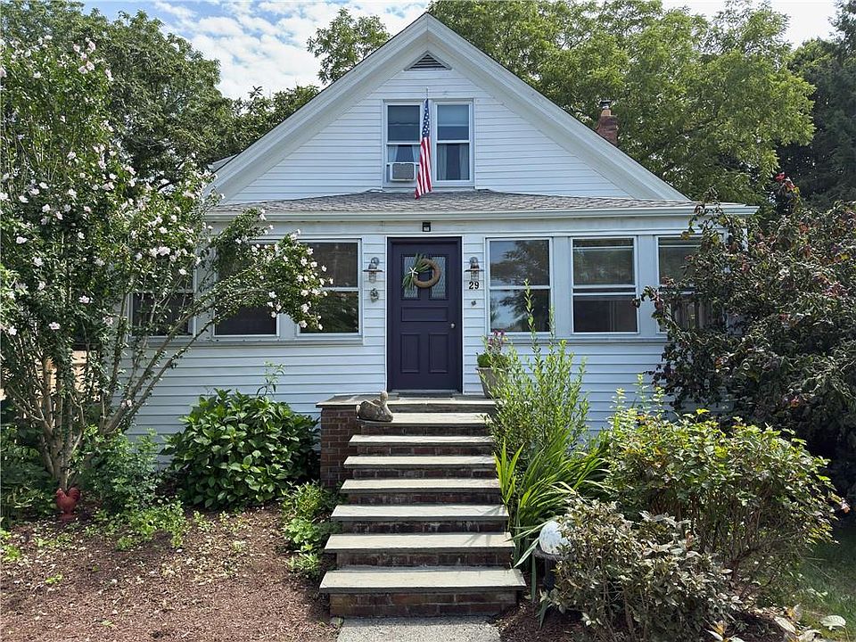 1st image of 29 Howland Ave