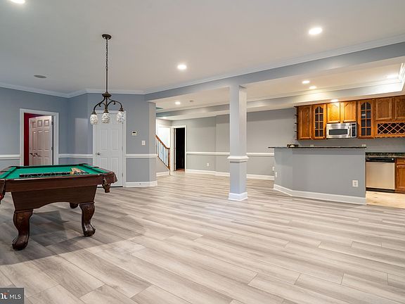 3rd image of 6010 Ashby Heights Cir