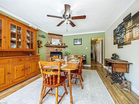 3rd image of 1320 Bunnell Dr