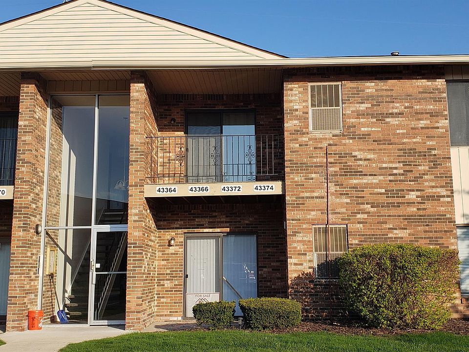 1st image of 43364 Fountain Dr