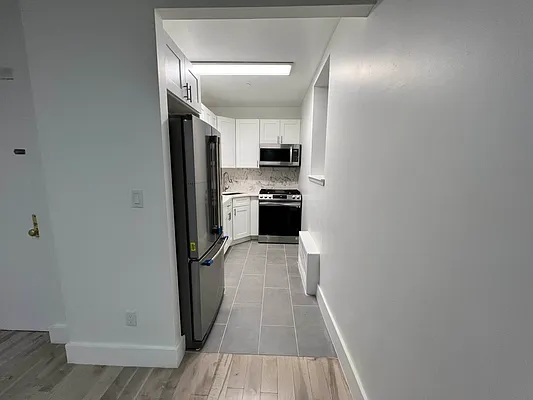 Rented by EastMount Realty LLC | media 46