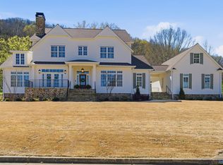 101 Lake Creek Dr, Guntersville, AL 35976
