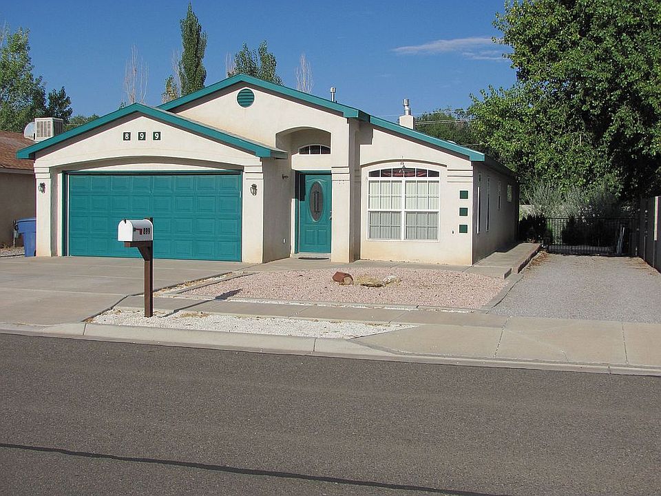 1st image of 899 Calle Don Nicholas NE