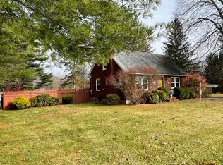 607 Crane Ave, Pittsfield, MA 01201