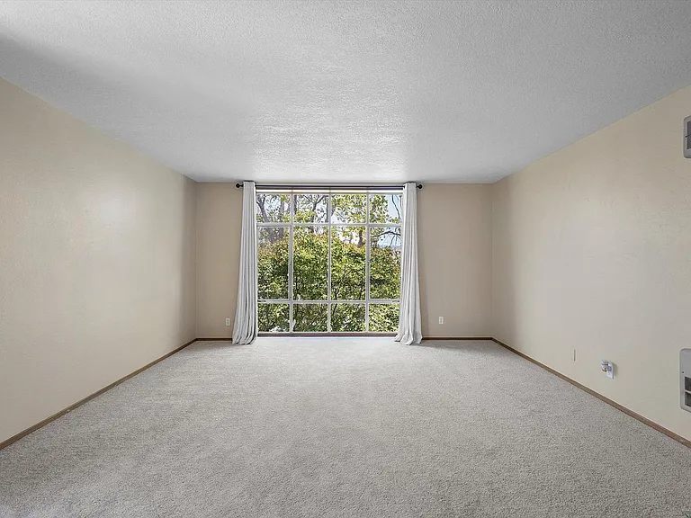1732 Central Ave #D — Photo 9
