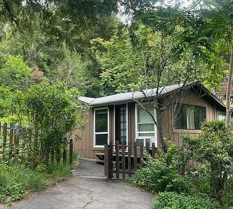 2nd image of 21406 Aldercroft Hts #Wa
