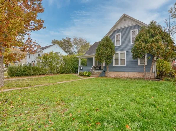 640 Oak St, Neenah, WI 54956