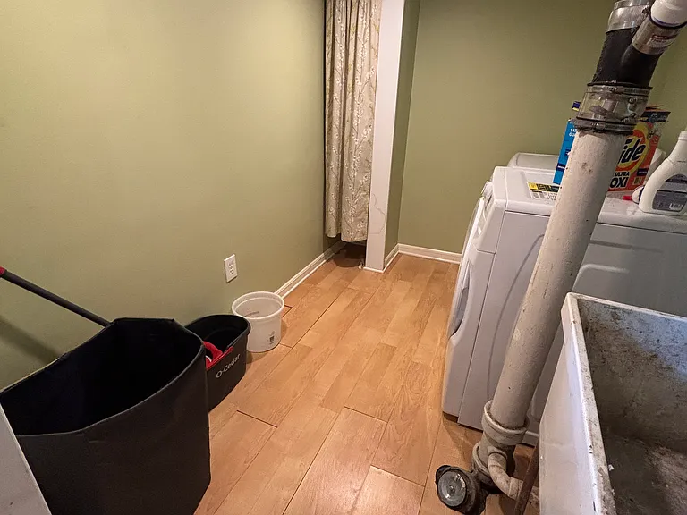 116 W Arrowhead Rd — Photo 18