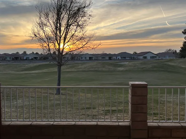 11236 Country Club Dr, Apple Valley, CA 92308