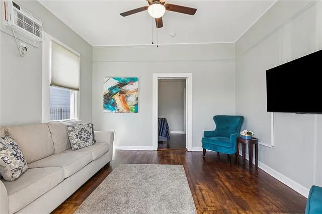 4909 Tchoupitoulas St — Photo 4