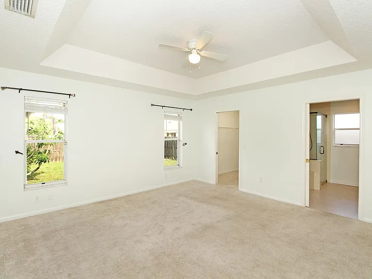 896 Rose Ct — Photo 38