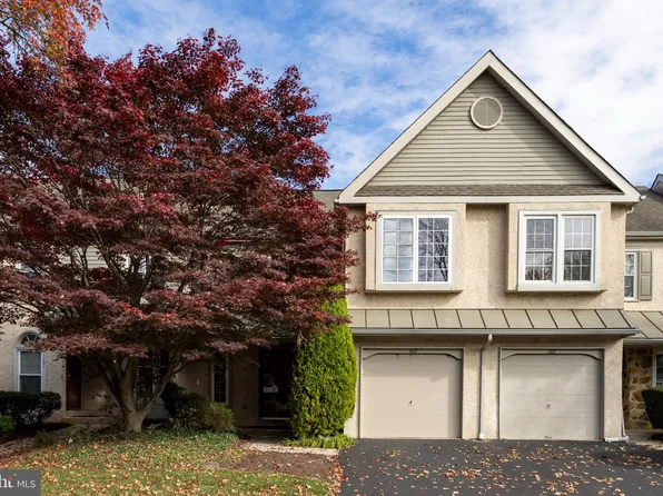1102 Evesham Ct, West Chester, PA 19382