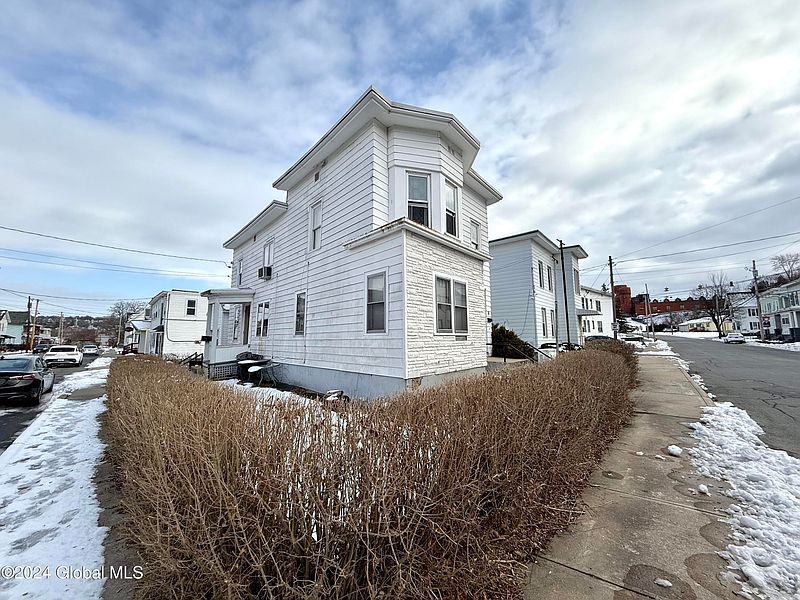 2nd image of 110 Florida Avenue