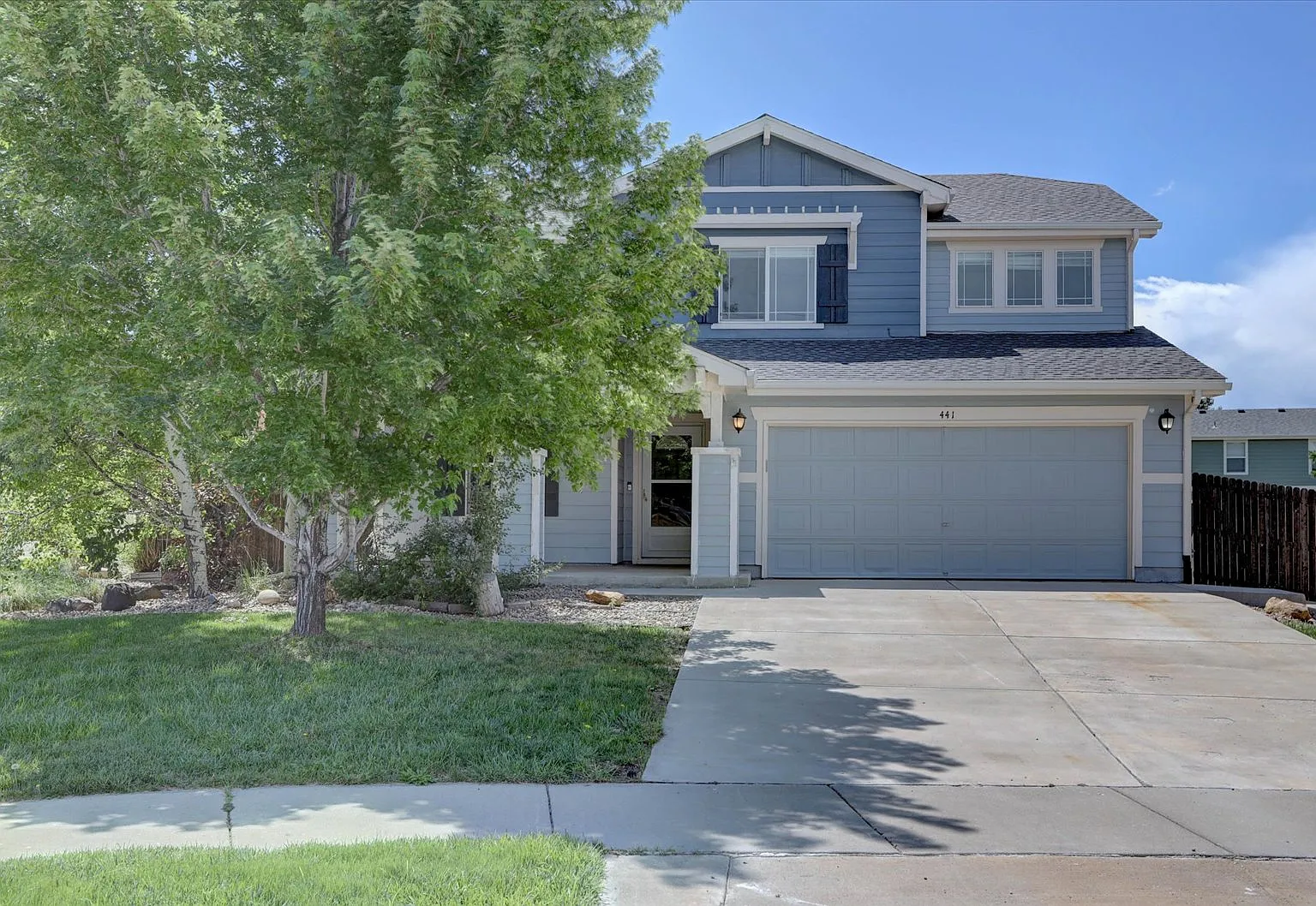 441 Bonanza Dr — Photo 2