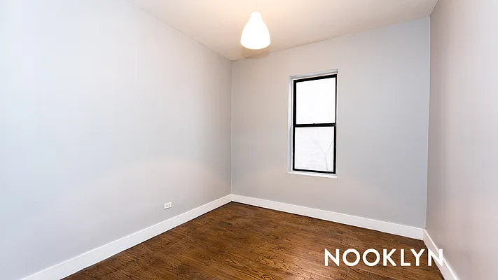 Rented by Nooklyn NYC LLC | media 4