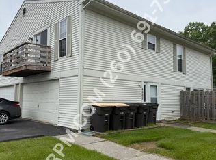 4802 Woodmark Dr, Fort Wayne, IN 46815