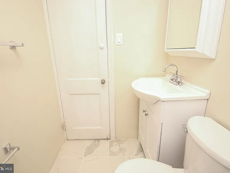 1616 Pine St #A2 — Photo 12