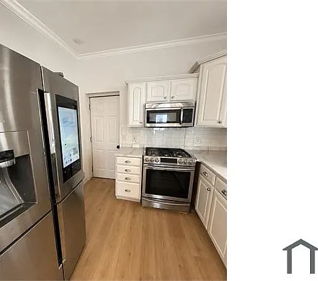2712 N Judson St — Photo 1