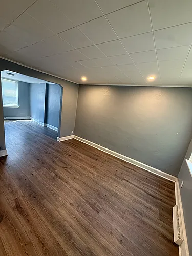 2919 Yorkship Rd Photo 1