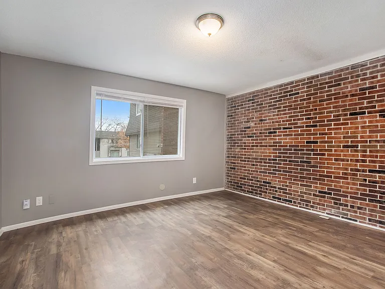3739 Wyandotte St #116-1 — Photo 8