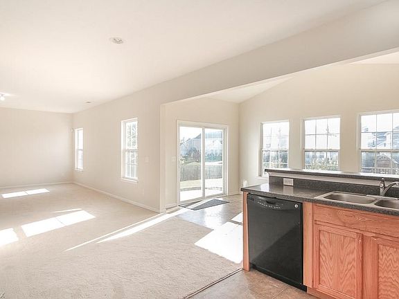 5th image of 9025 Lyman Ct