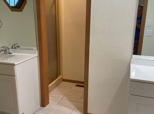 3230 S Franklin Ave, Springfield, MO 65807