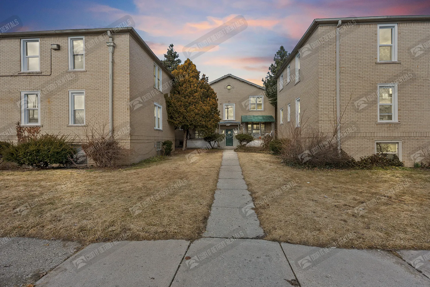 2 Bed Apartment — Photo 1