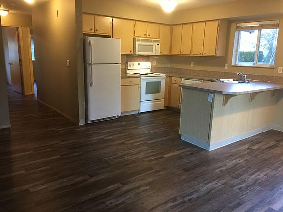 Kitchen and hallway